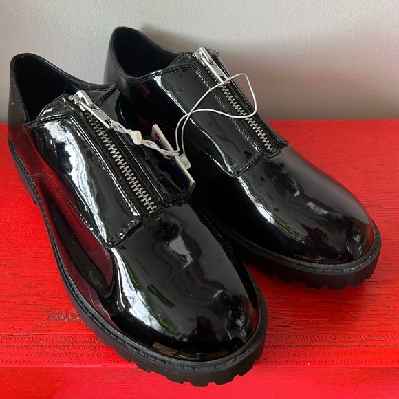 Zara patent shoes - Picture 1 of 4